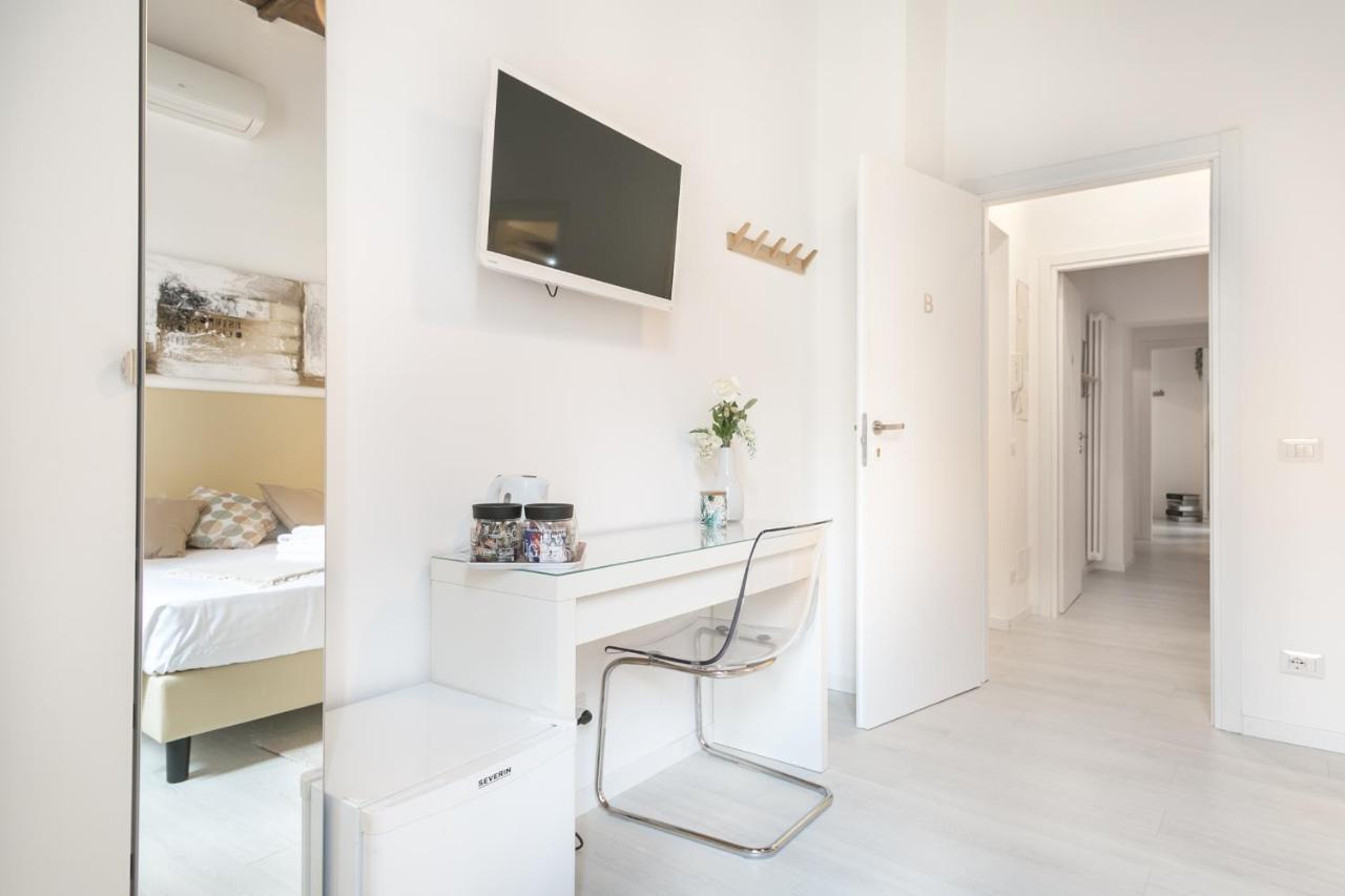 White Ostilia Guesthouse Рим Екстериор снимка