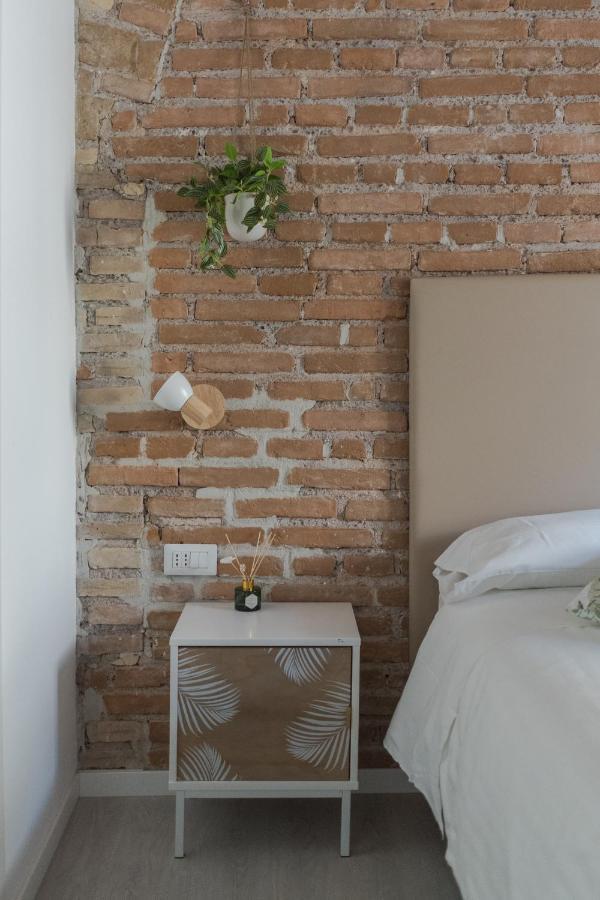White Ostilia Guesthouse Рим Екстериор снимка