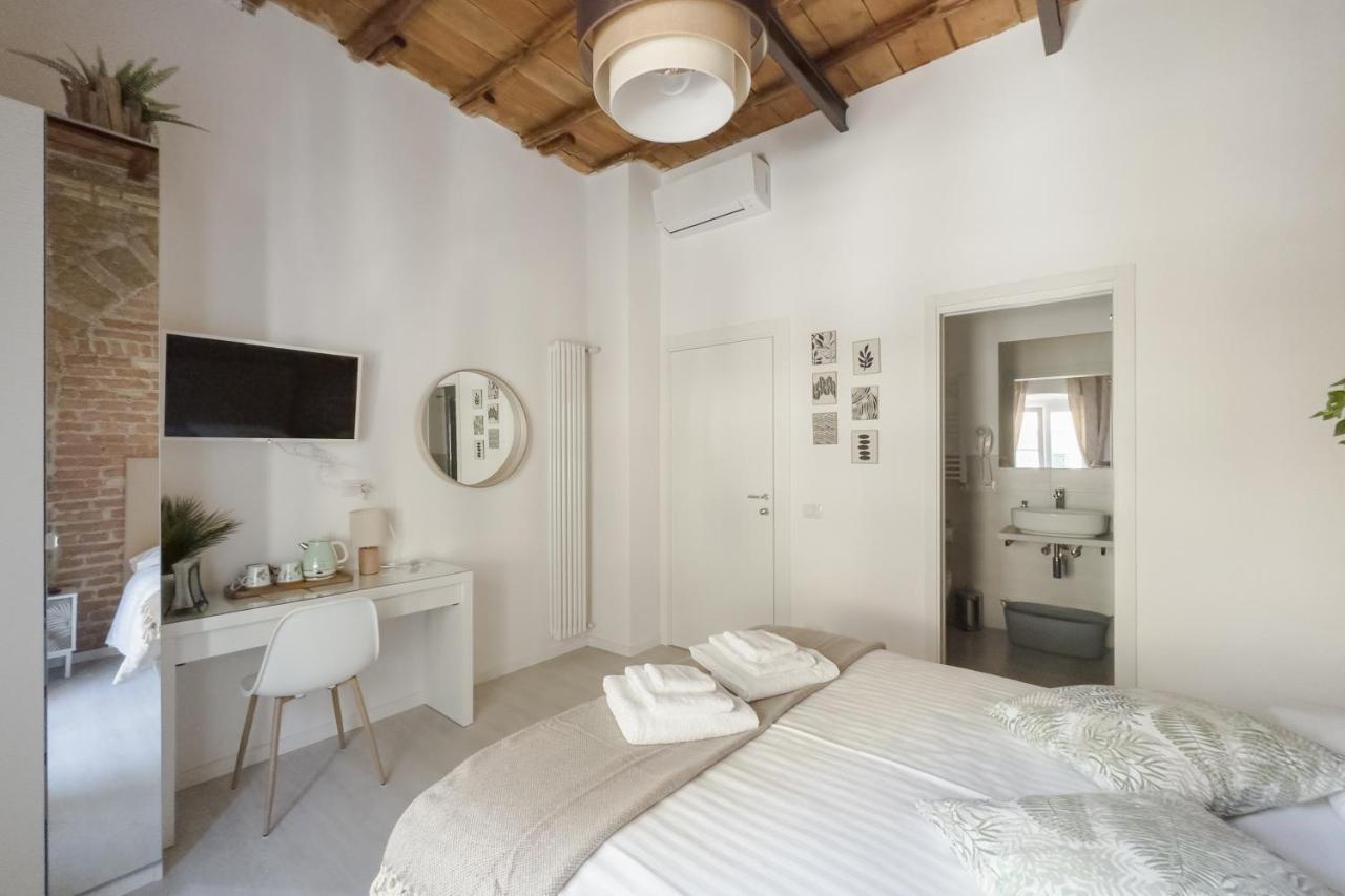 White Ostilia Guesthouse Рим Екстериор снимка